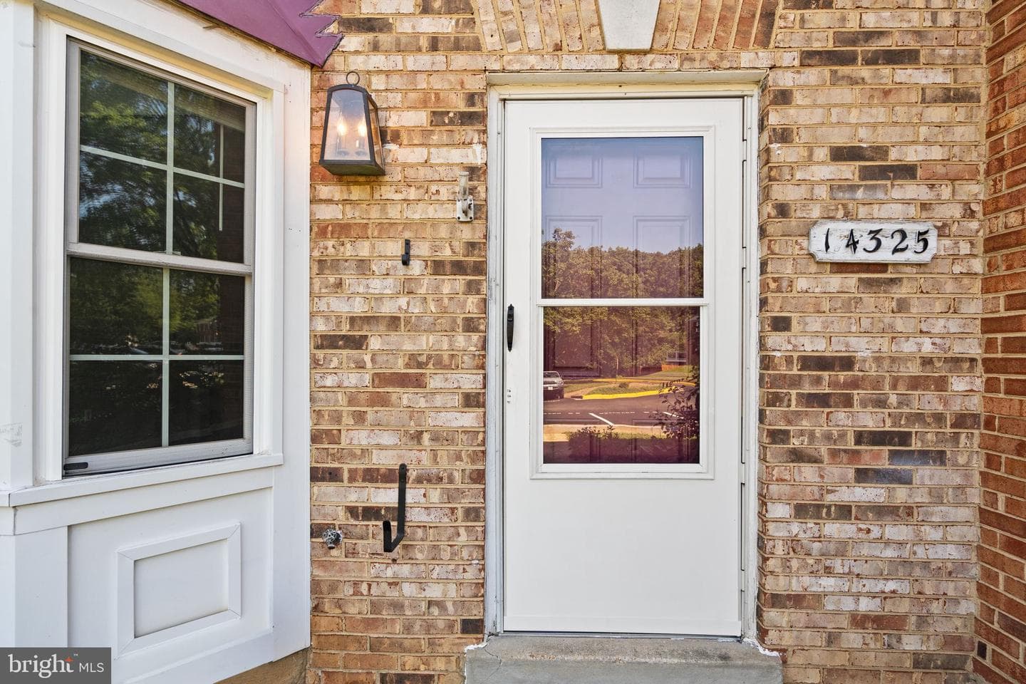 14325 N Park Court photo 4