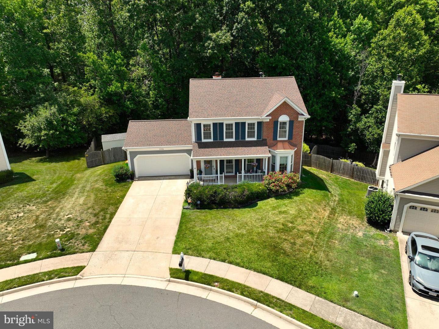 2906 Chevoit Hill Court photo 2