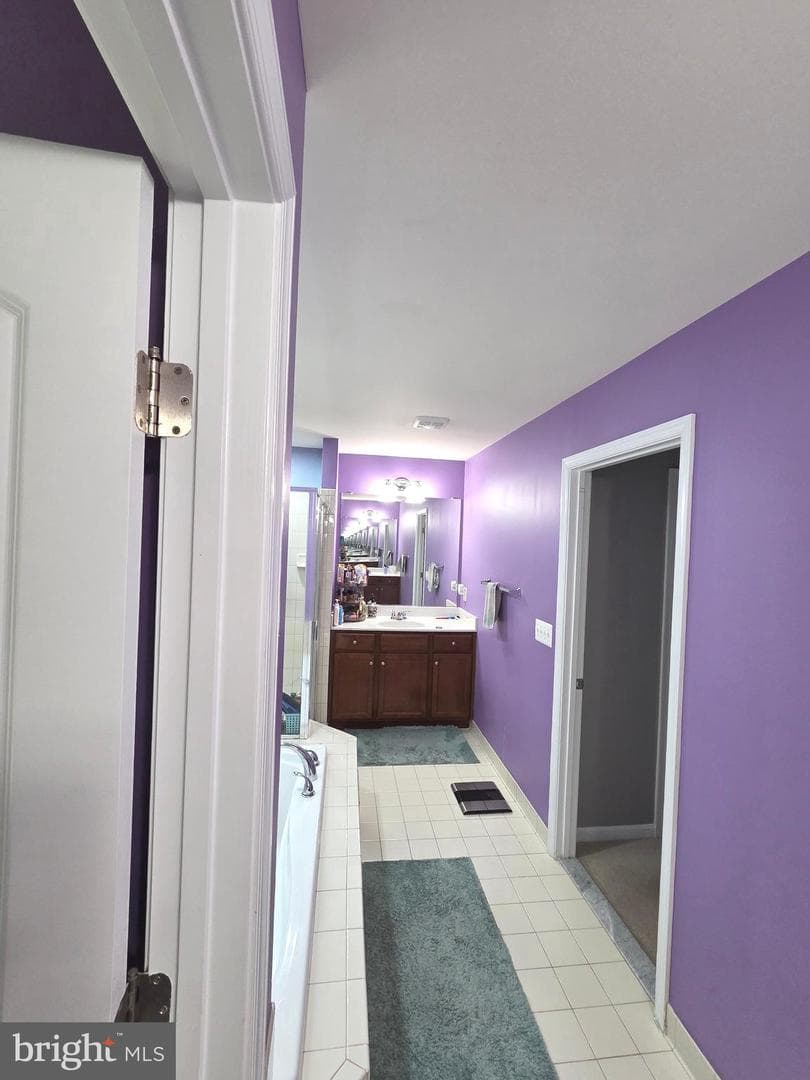 14986 Gossom Manor Place photo 24