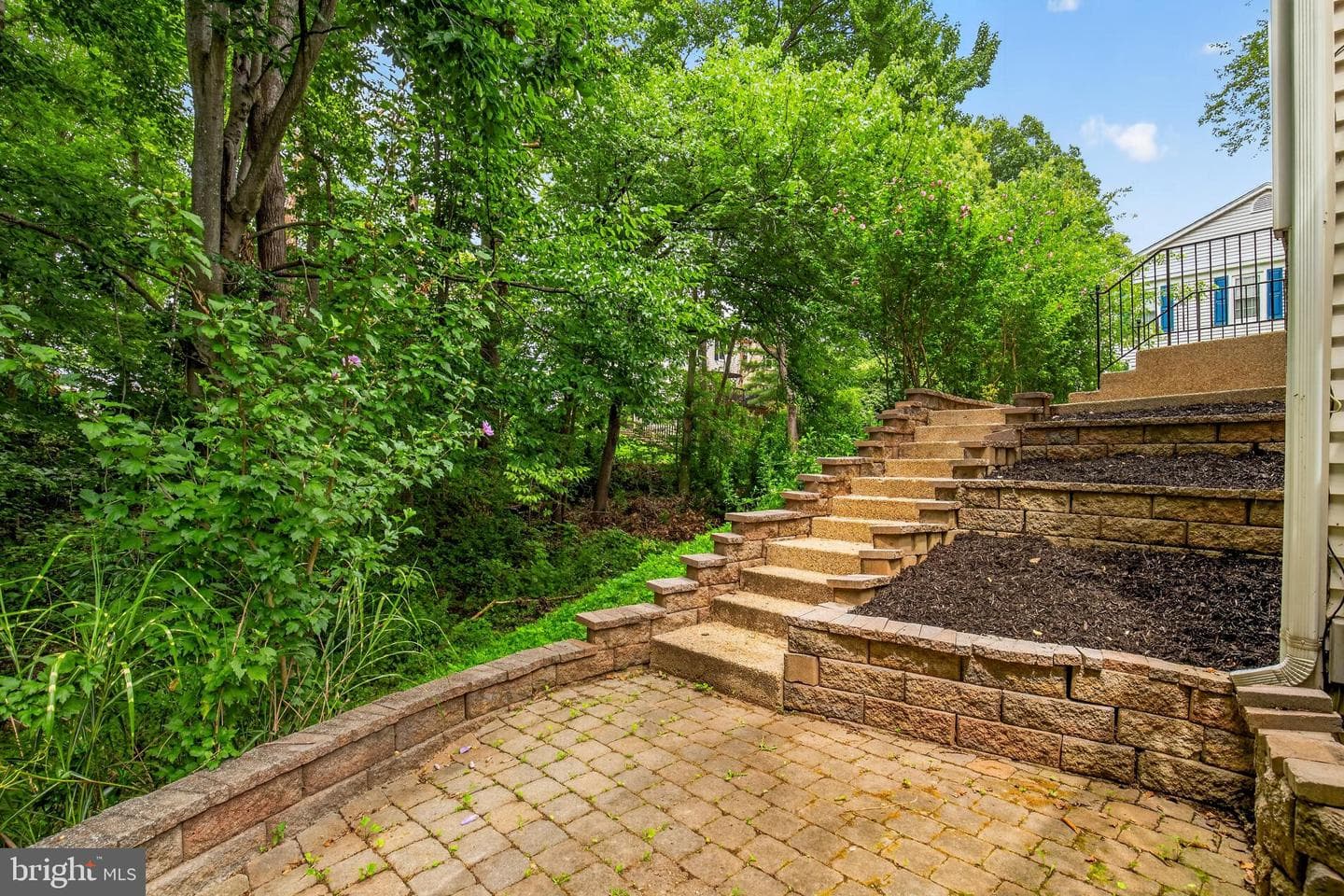 12104 Winona Drive photo 32