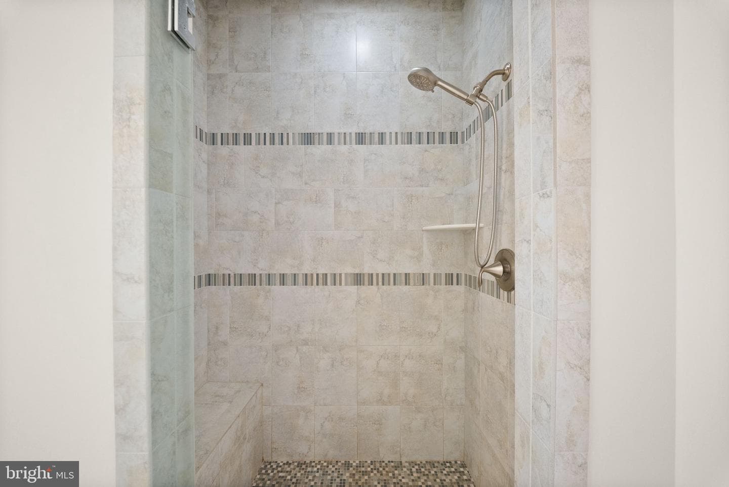 11677 Kahns Road photo 40