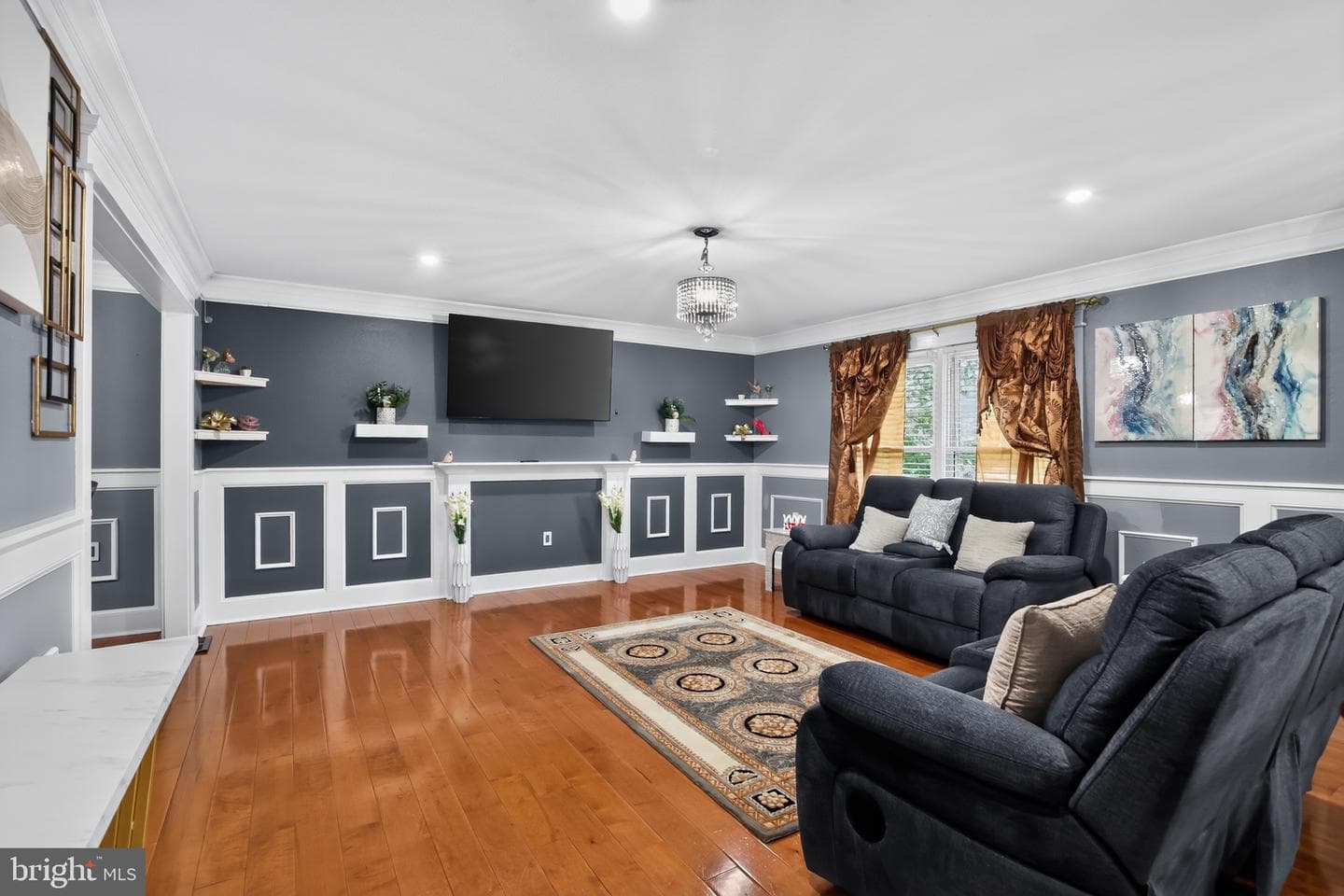 18324 Nob Hill Drive photo 6