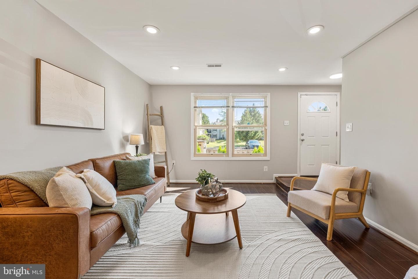 10466 Paradise Court photo 4