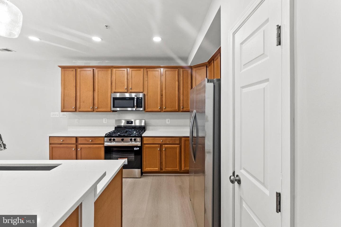2370 Merseyside Drive photo 28