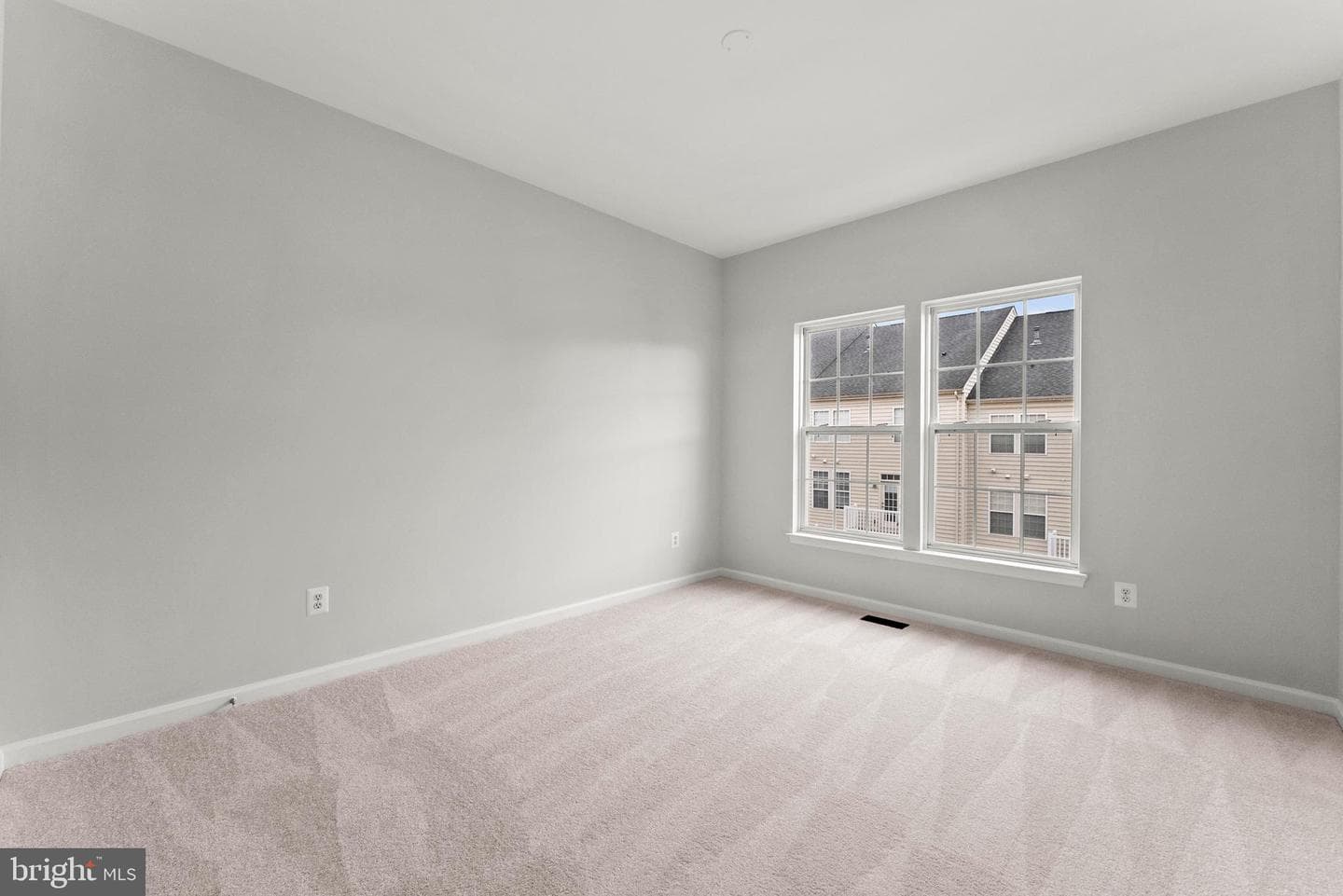 2370 Merseyside Drive photo 48