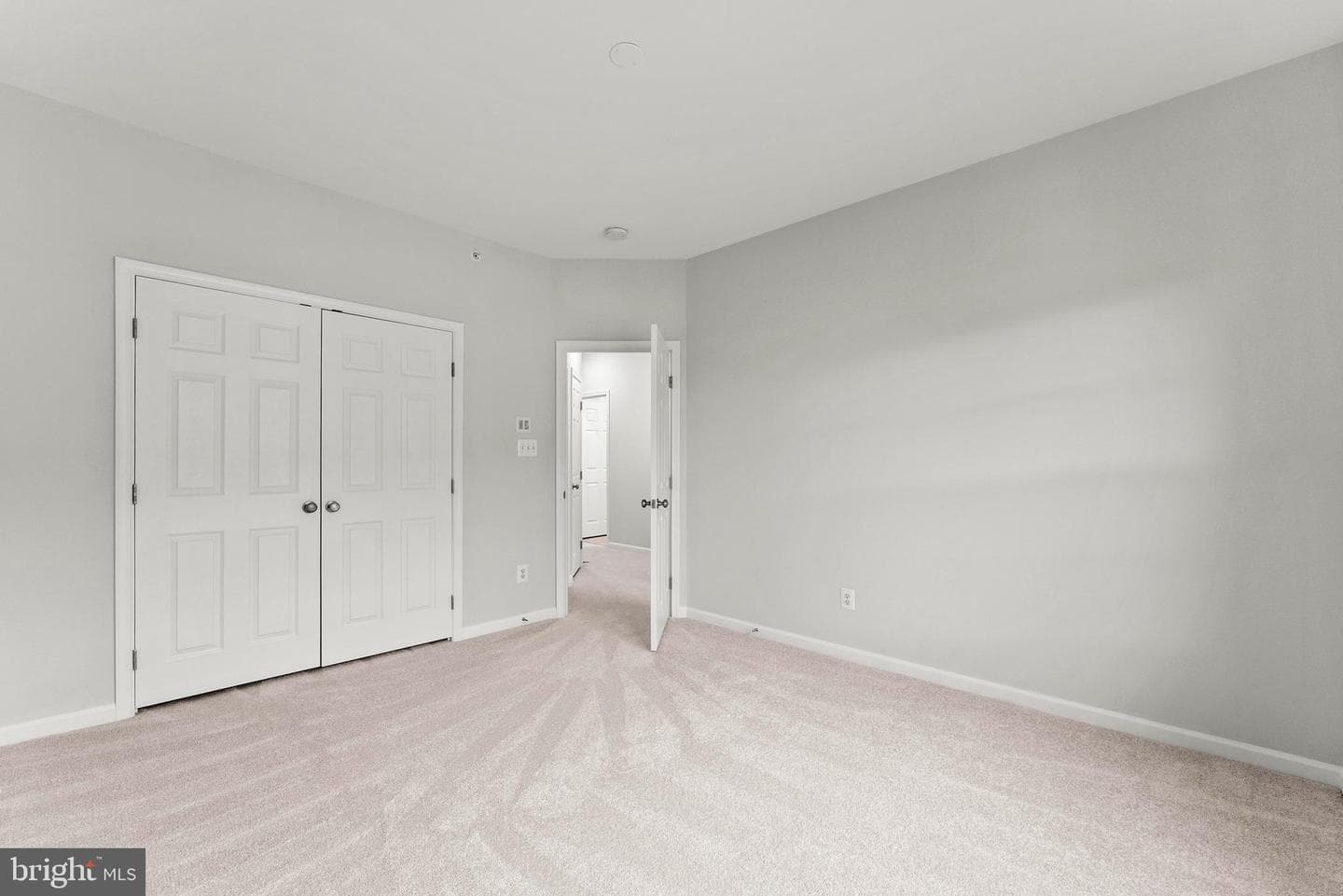 2370 Merseyside Drive photo 52