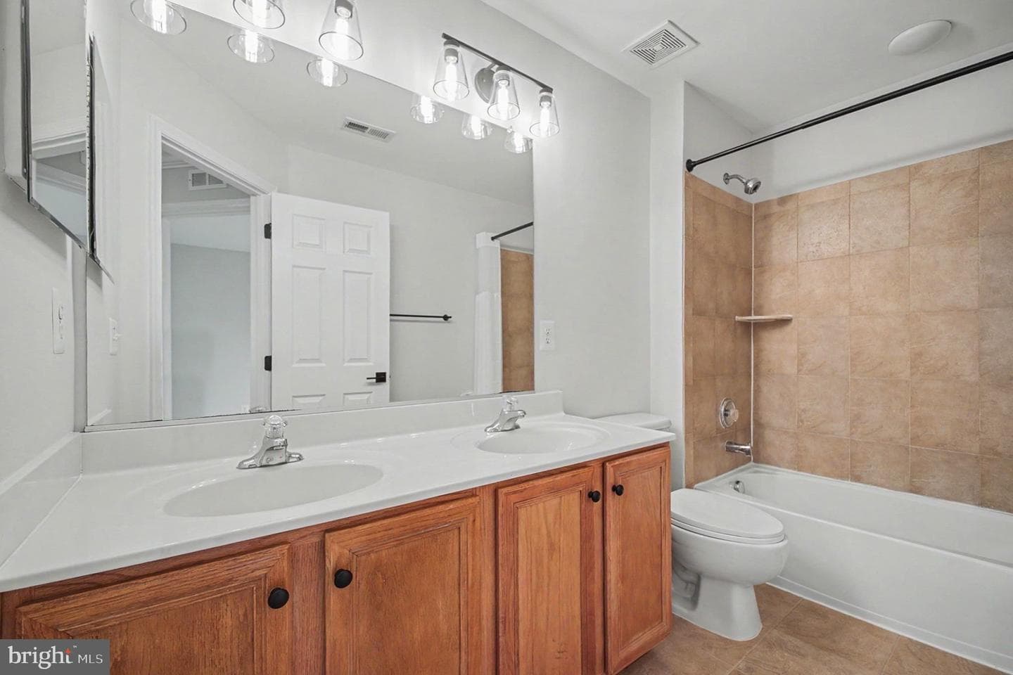 10592 Tattersall Drive photo 27
