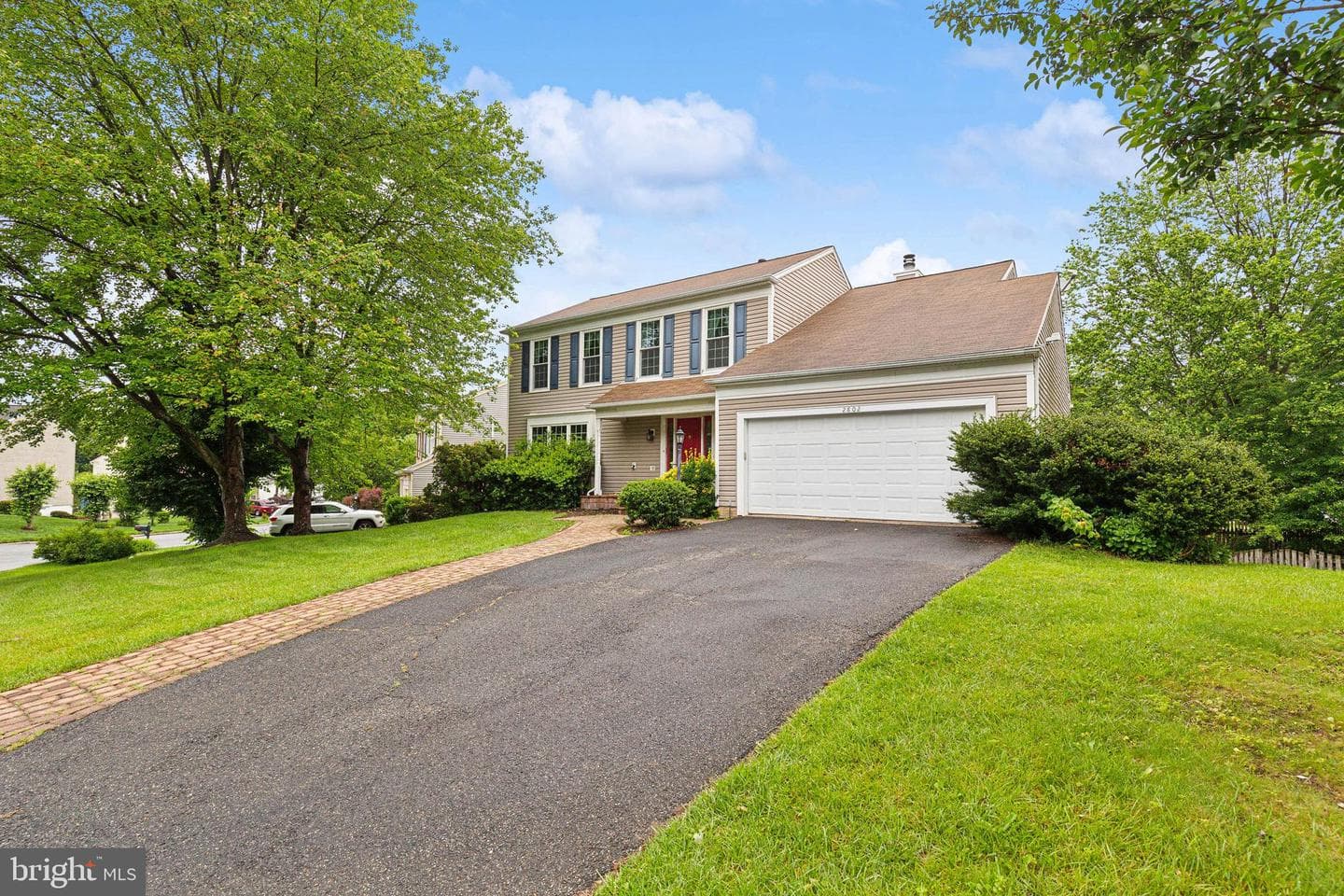 2802 Noble Fir Court photo 3