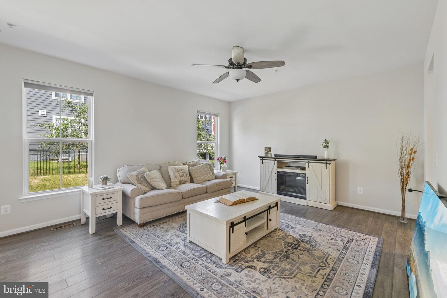 18267 Thunderbolt Road photo 11