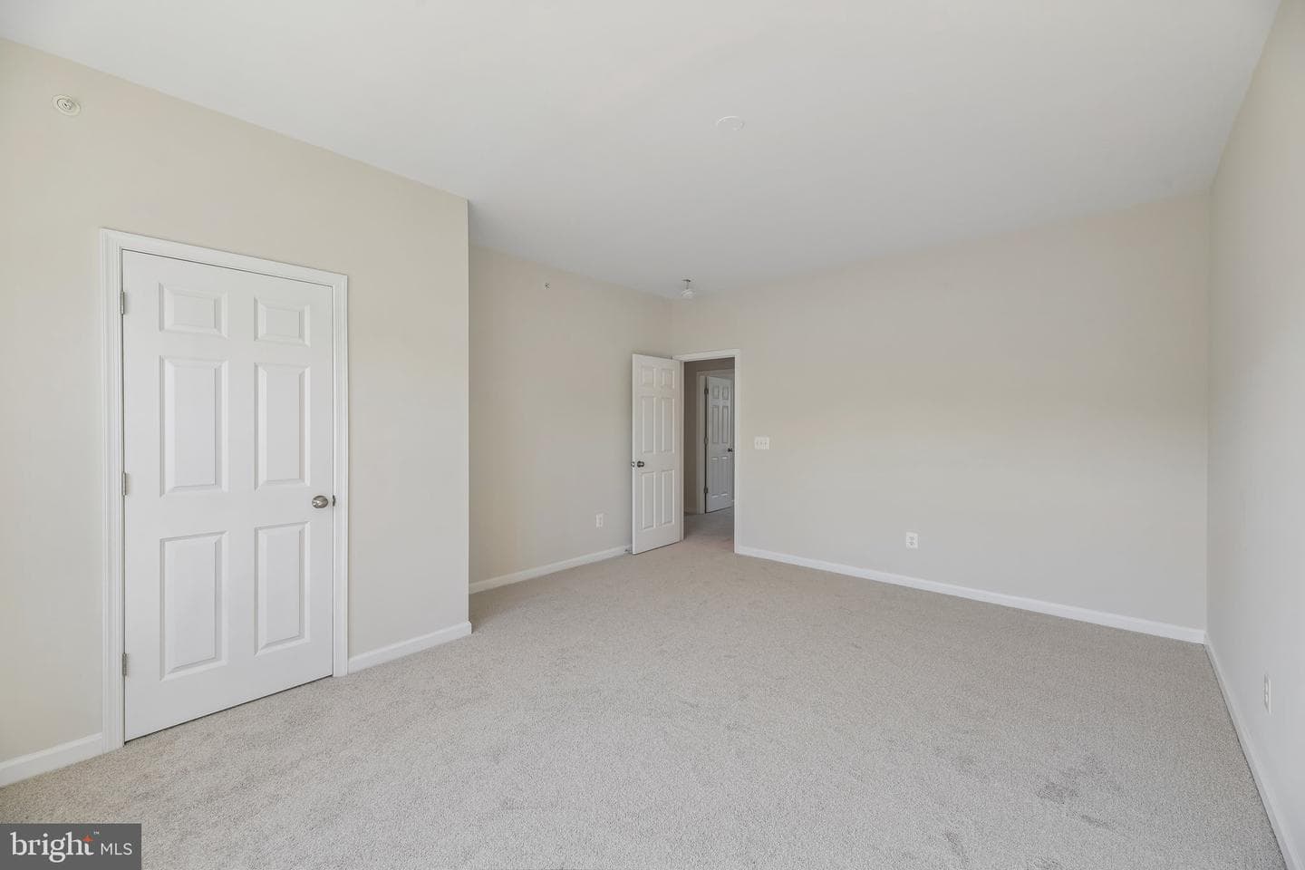 18267 Thunderbolt Road photo 34