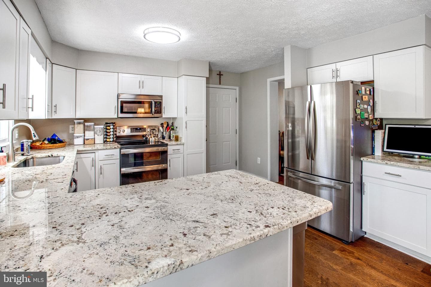 16099 Deer Park Drive photo 12
