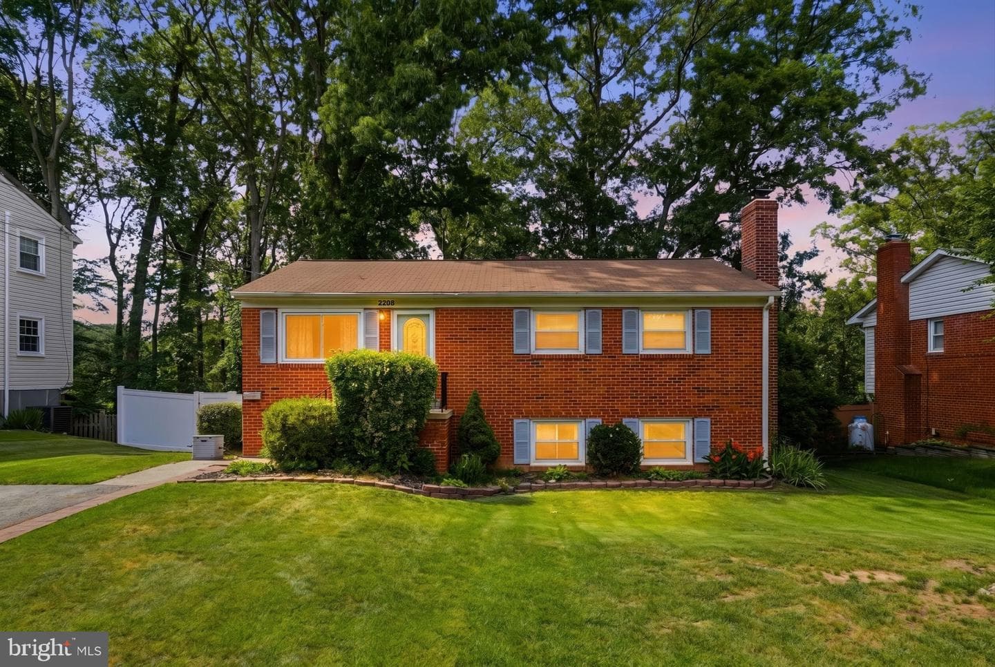 2208 Emporia Street photo 1