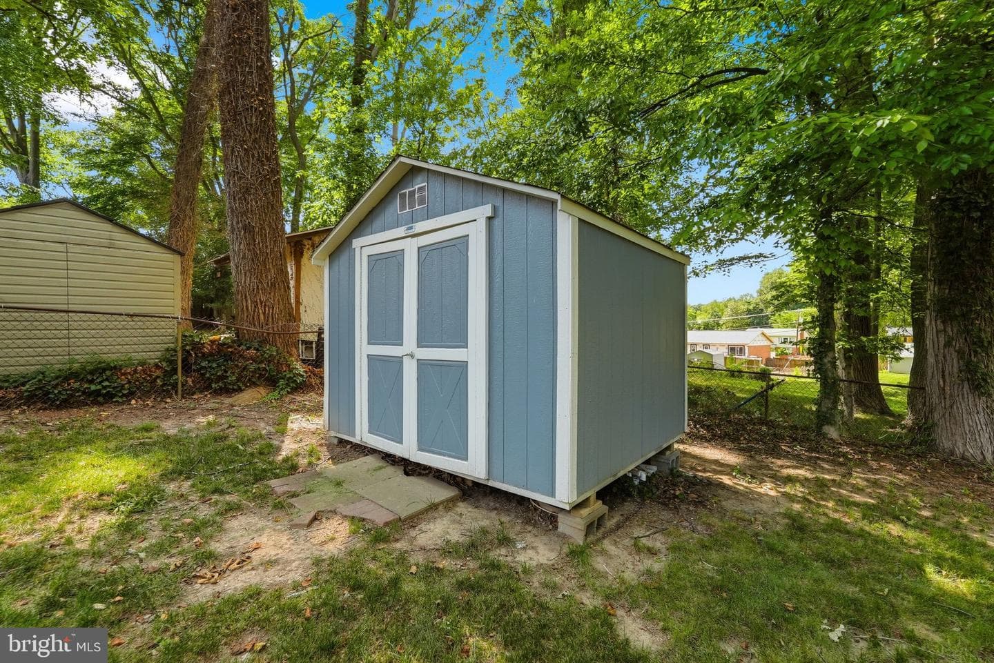 2208 Emporia Street photo 37