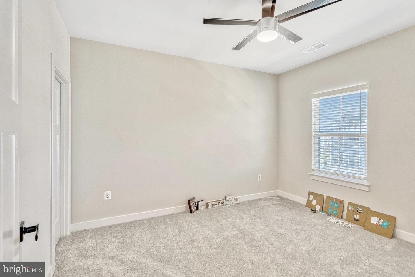 1669 Dunnington Place photo 13