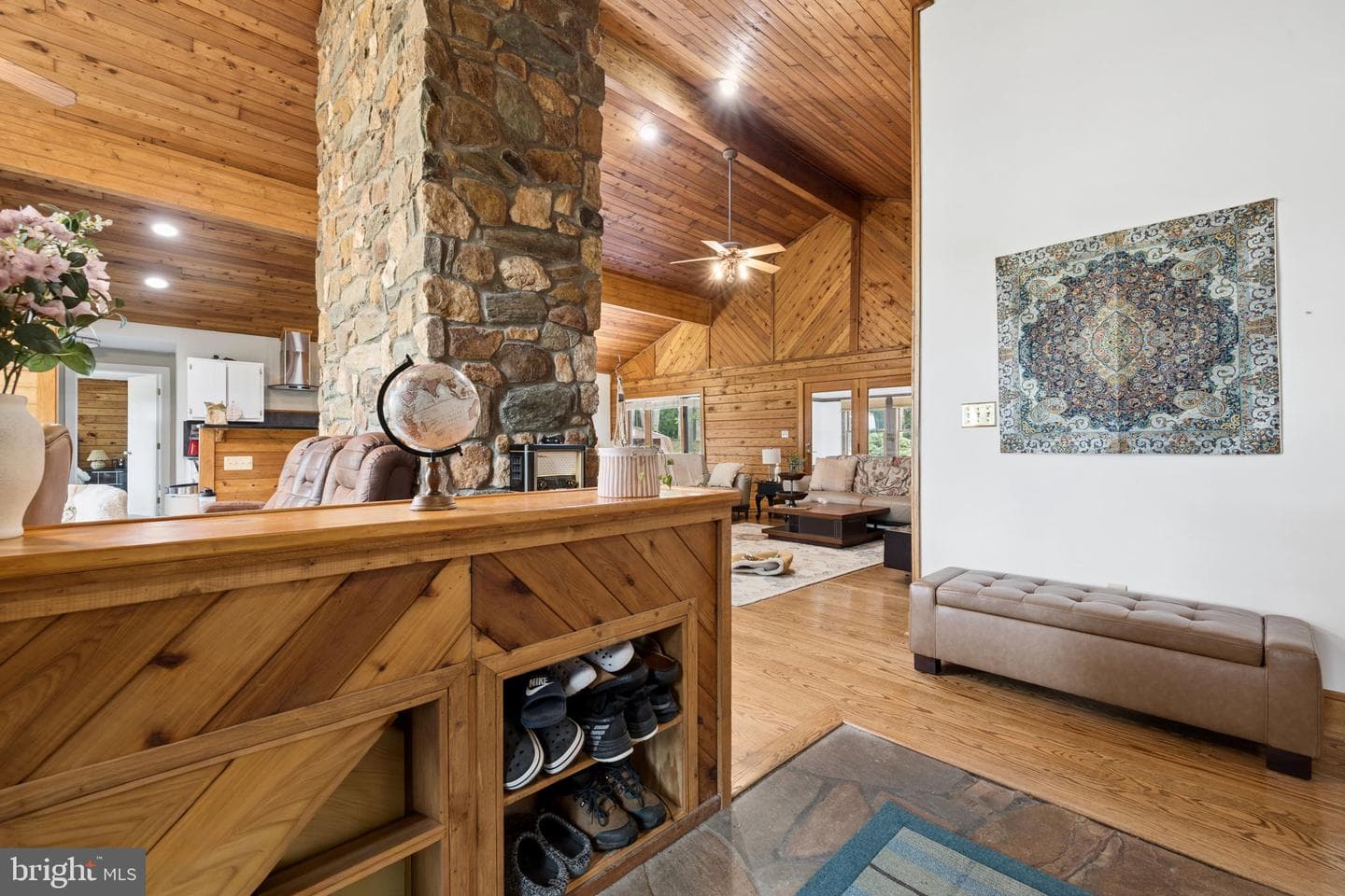 10904 Manley Road photo 6