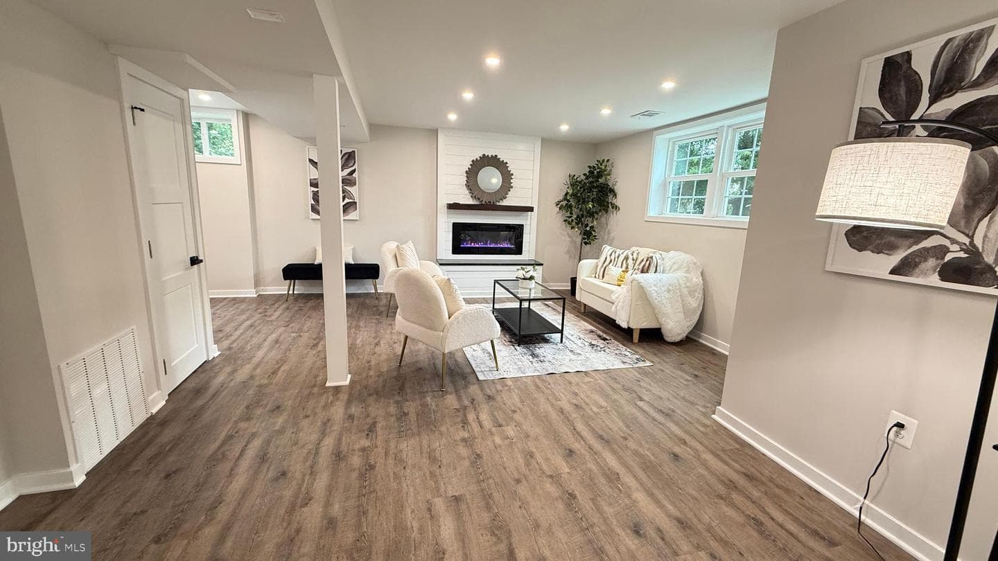 12905 Kenmar Drive photo 33