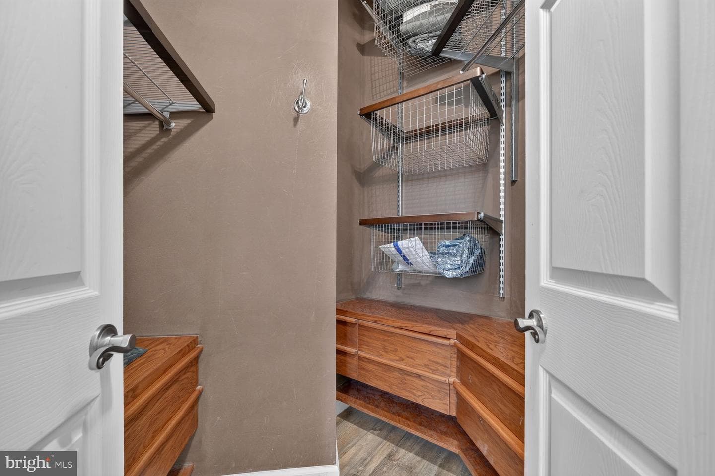 810 Belmont Bay Drive #204 photo 12