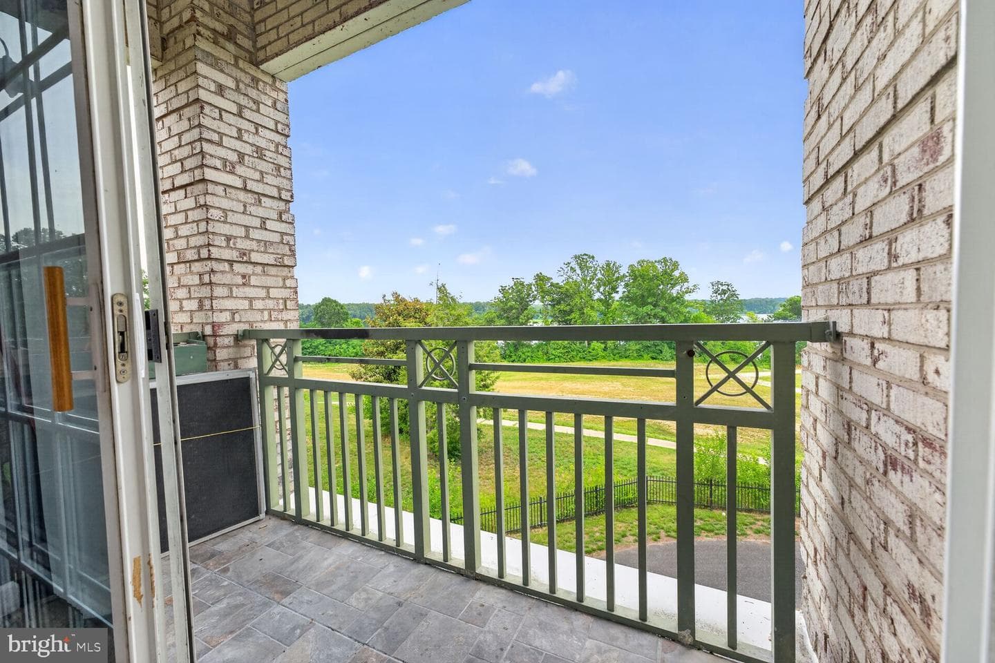 810 Belmont Bay Drive #204 photo 17