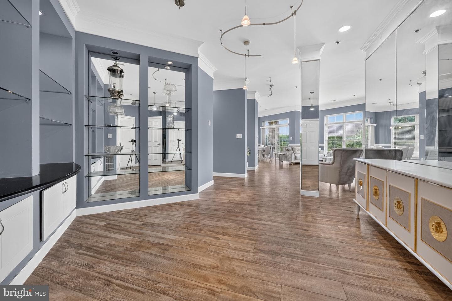 810 Belmont Bay Drive #204 photo 3