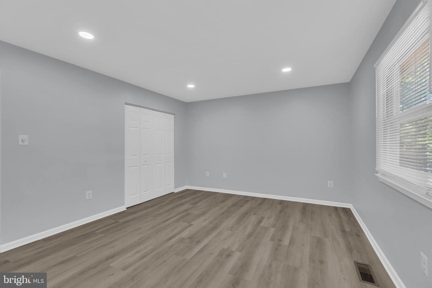 4950 Kirwyn Court photo 15