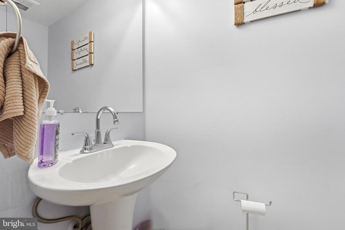10102 Henry Court photo 11