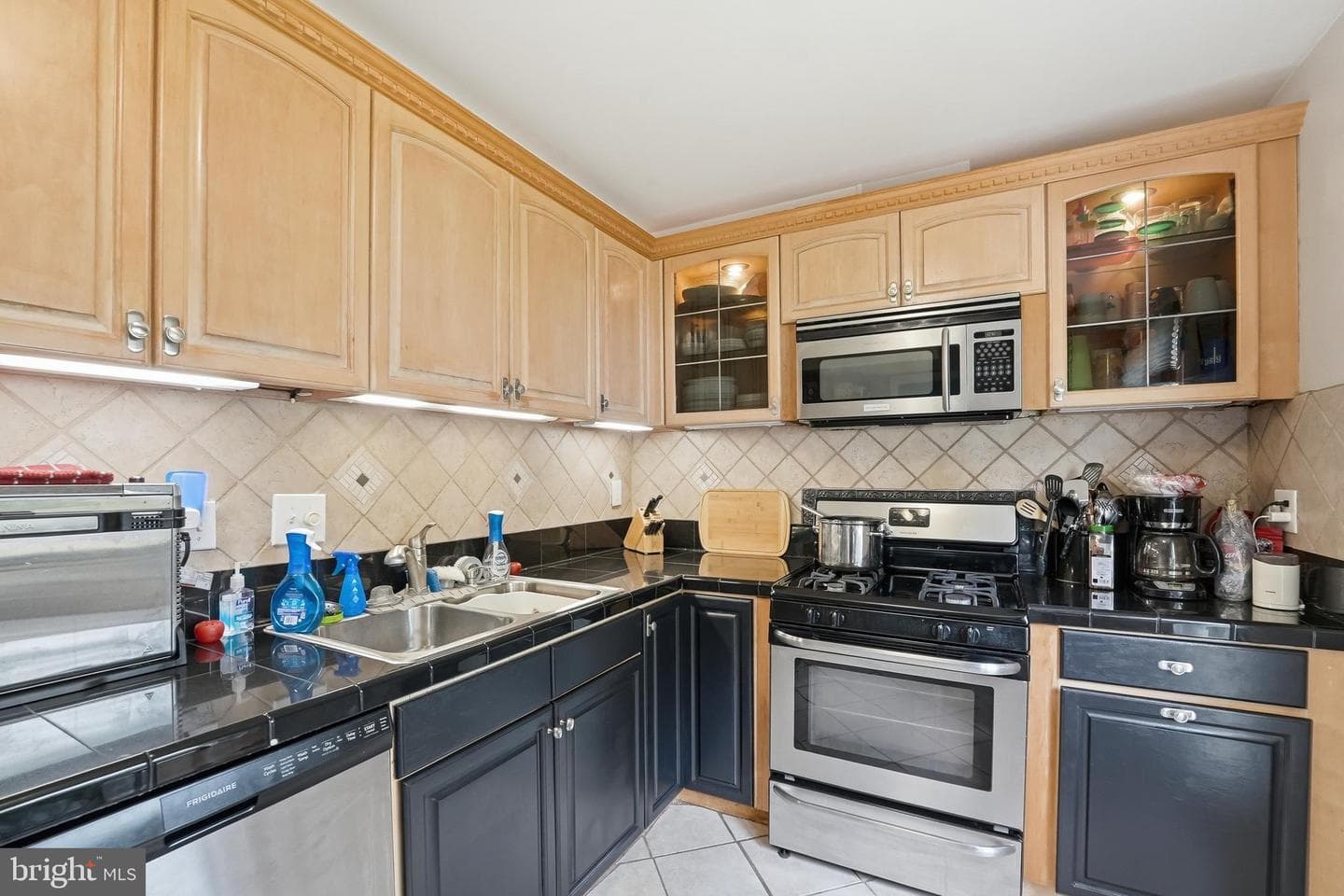 10102 Henry Court photo 7