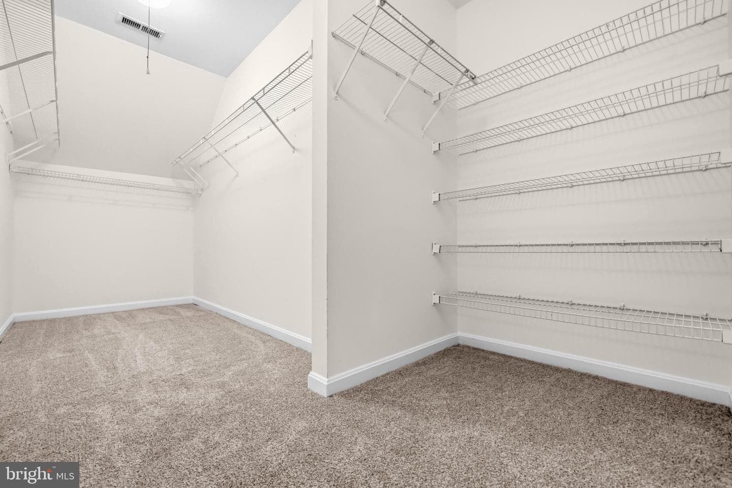 17090 Anns Brook Court photo 35
