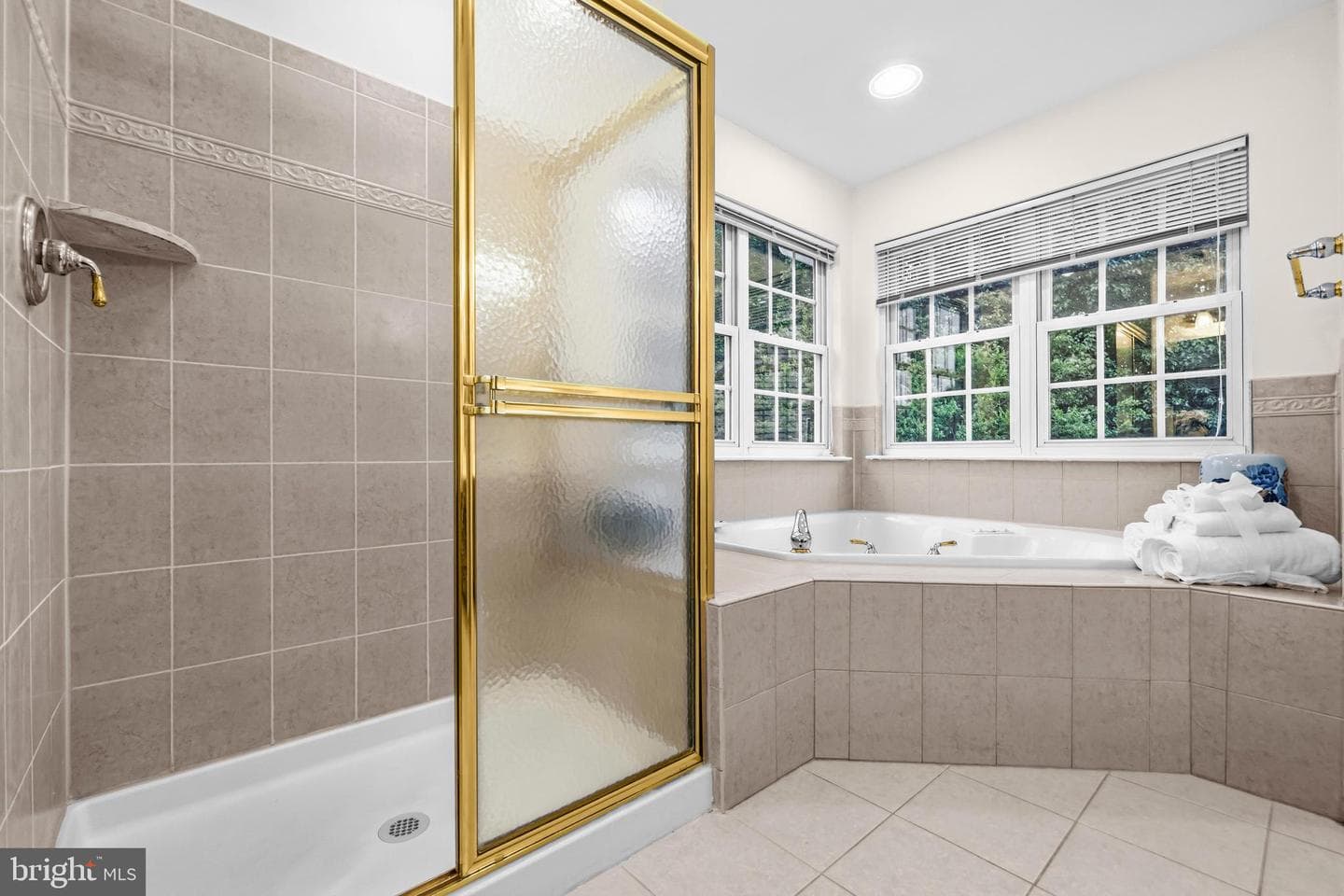 17090 Anns Brook Court photo 36