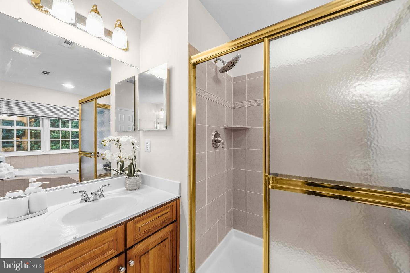 17090 Anns Brook Court photo 37