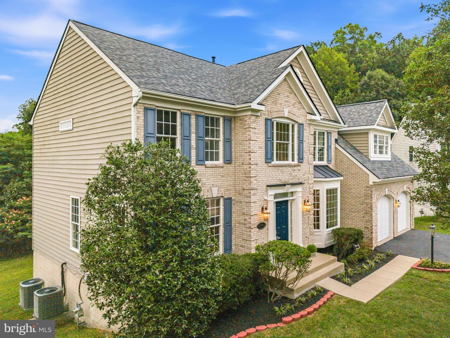 17090 Anns Brook Court photo 5