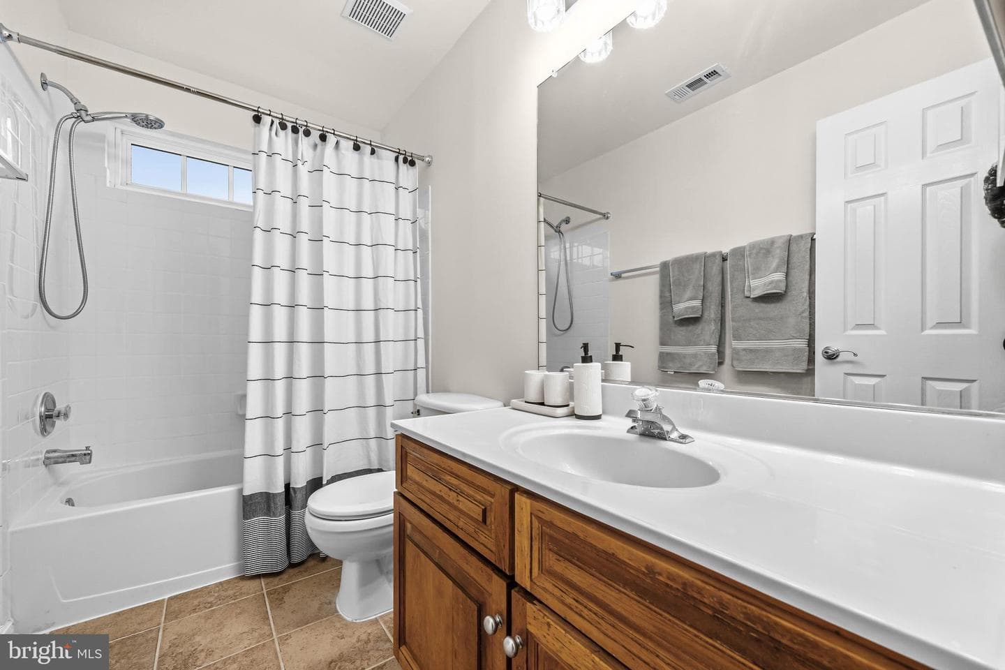 17090 Anns Brook Court photo 51