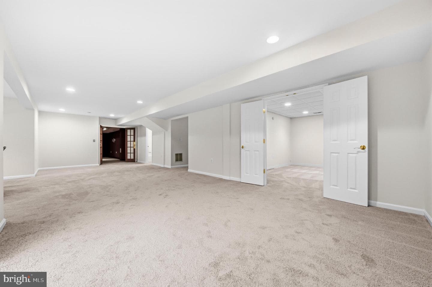 17090 Anns Brook Court photo 53