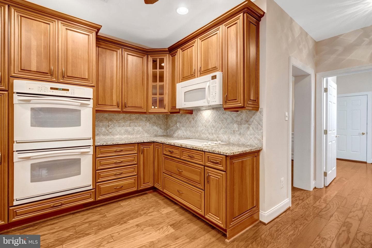 5245 Armour Court photo 16
