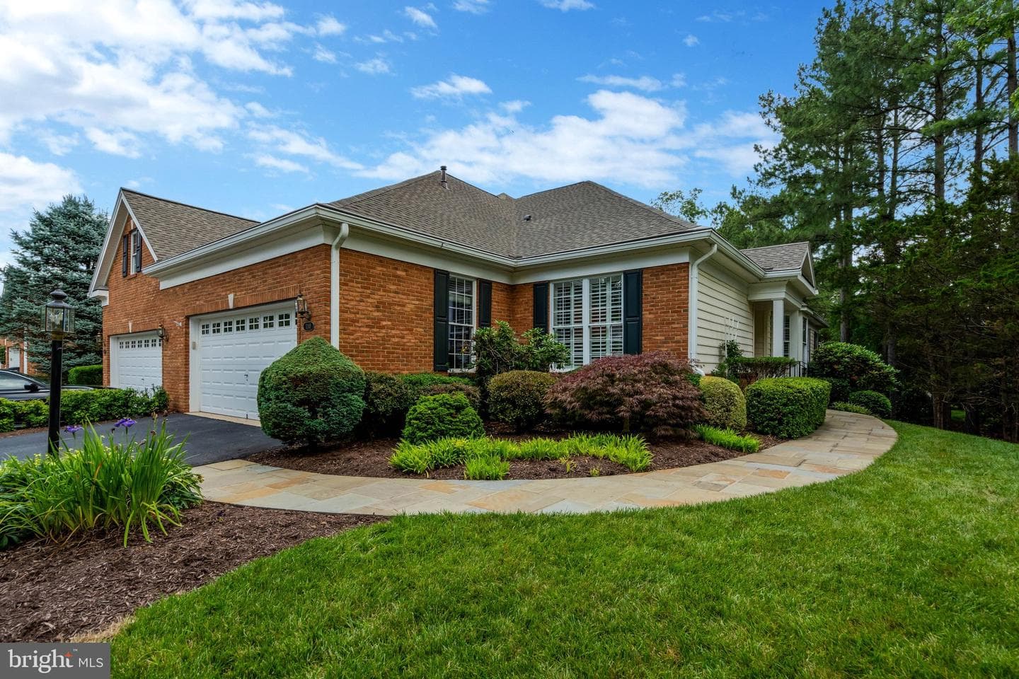 5245 Armour Court photo 4