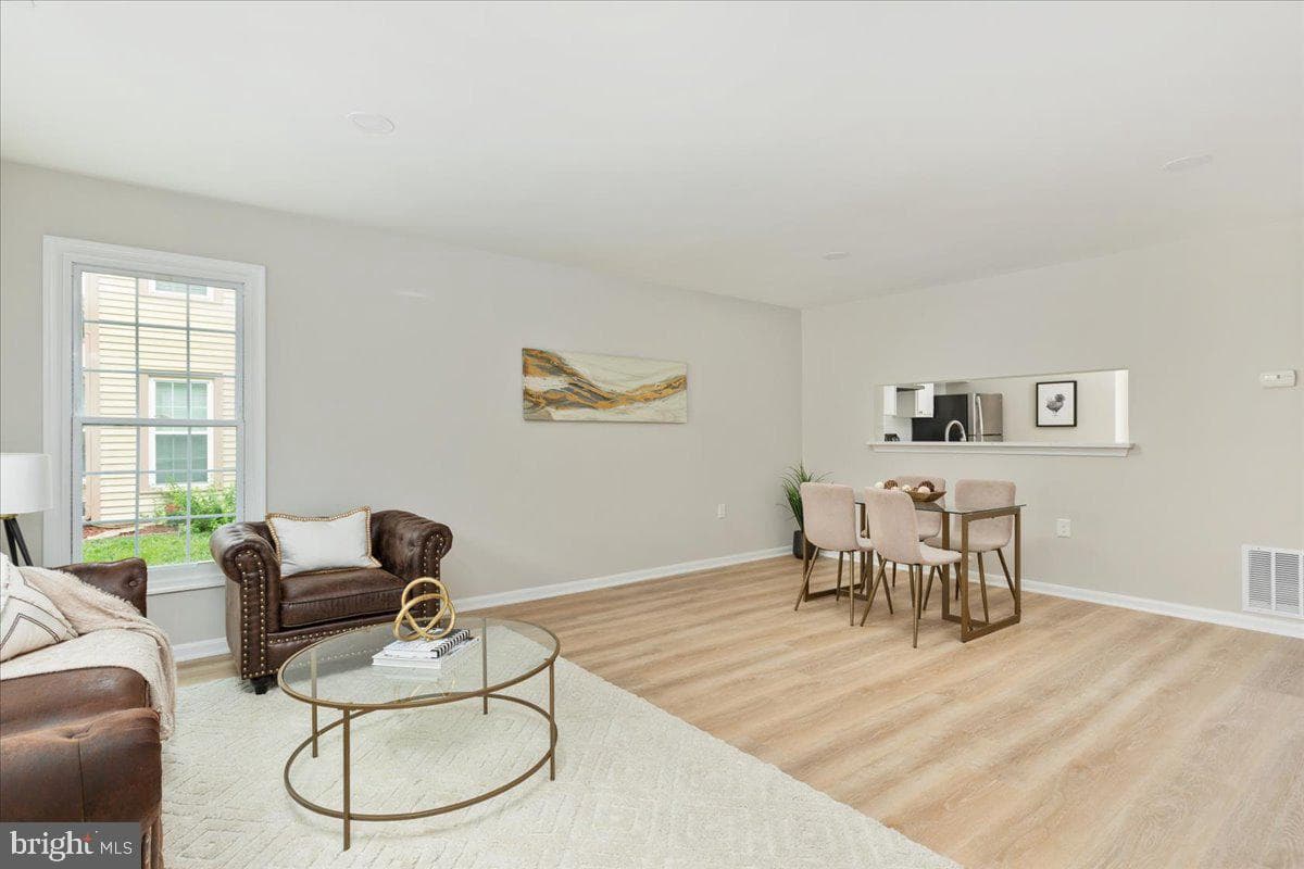 10430 Paradise Court photo 3