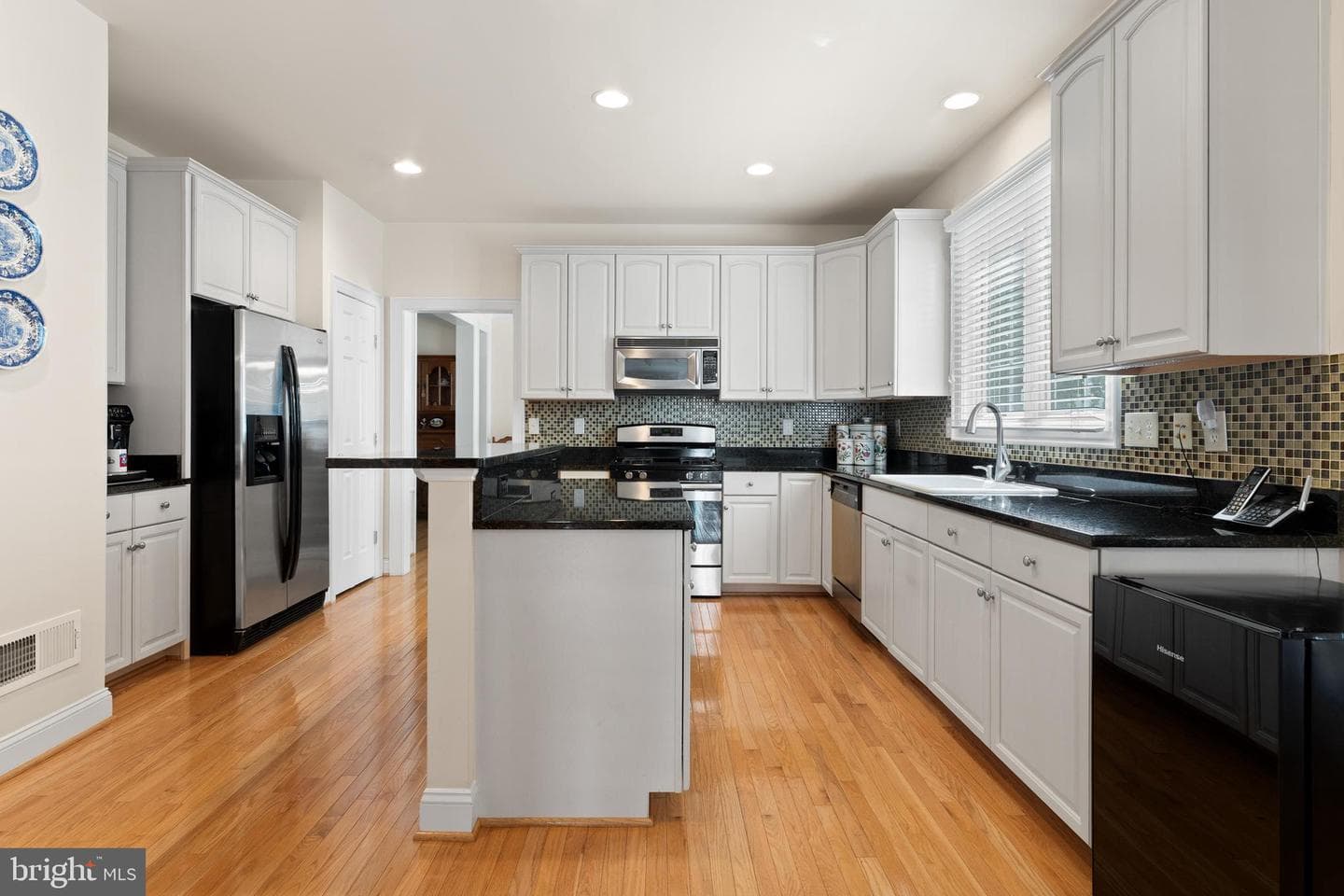 16505 Murray Place photo 10