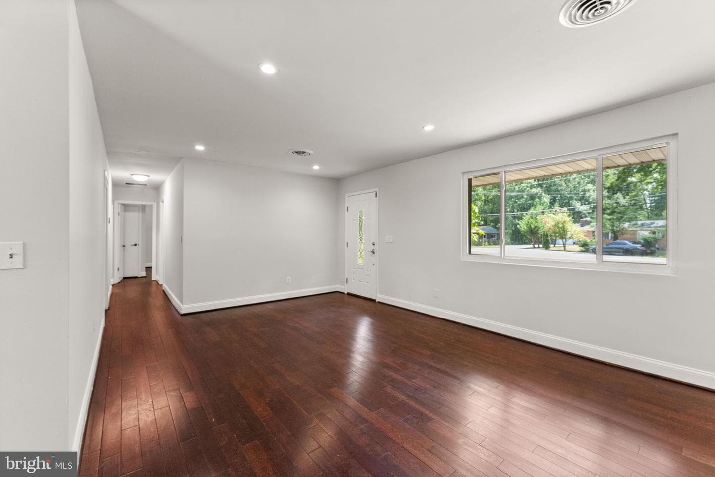 18301 Cabin Road photo 5