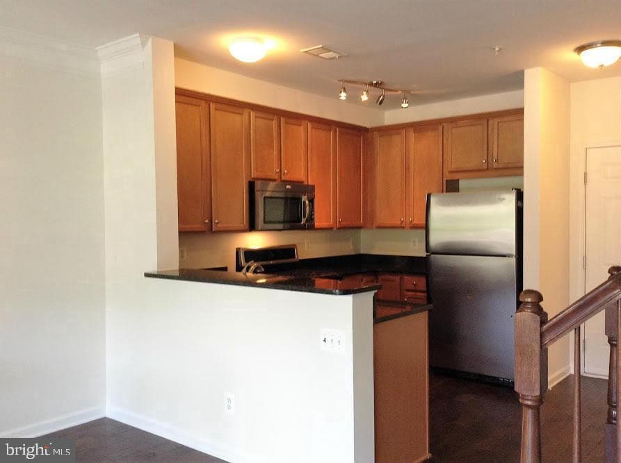 15332 Kensington Park Drive photo 9