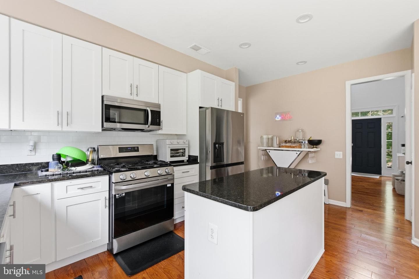 5880 Moonbeam Drive photo 21