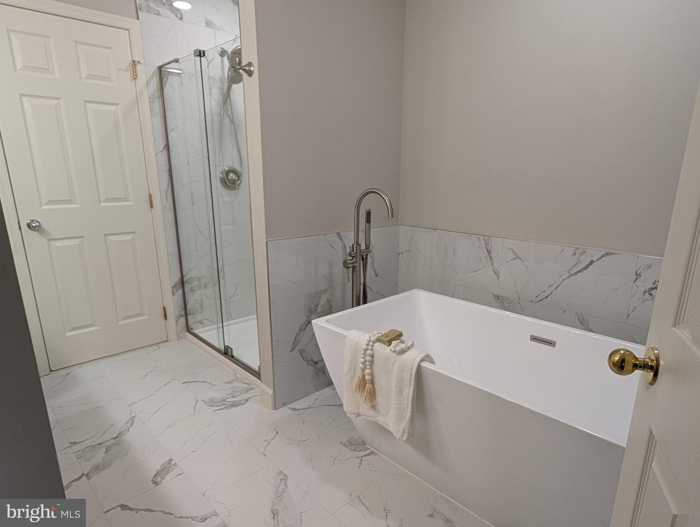 8420 Limbaugh Way photo 9