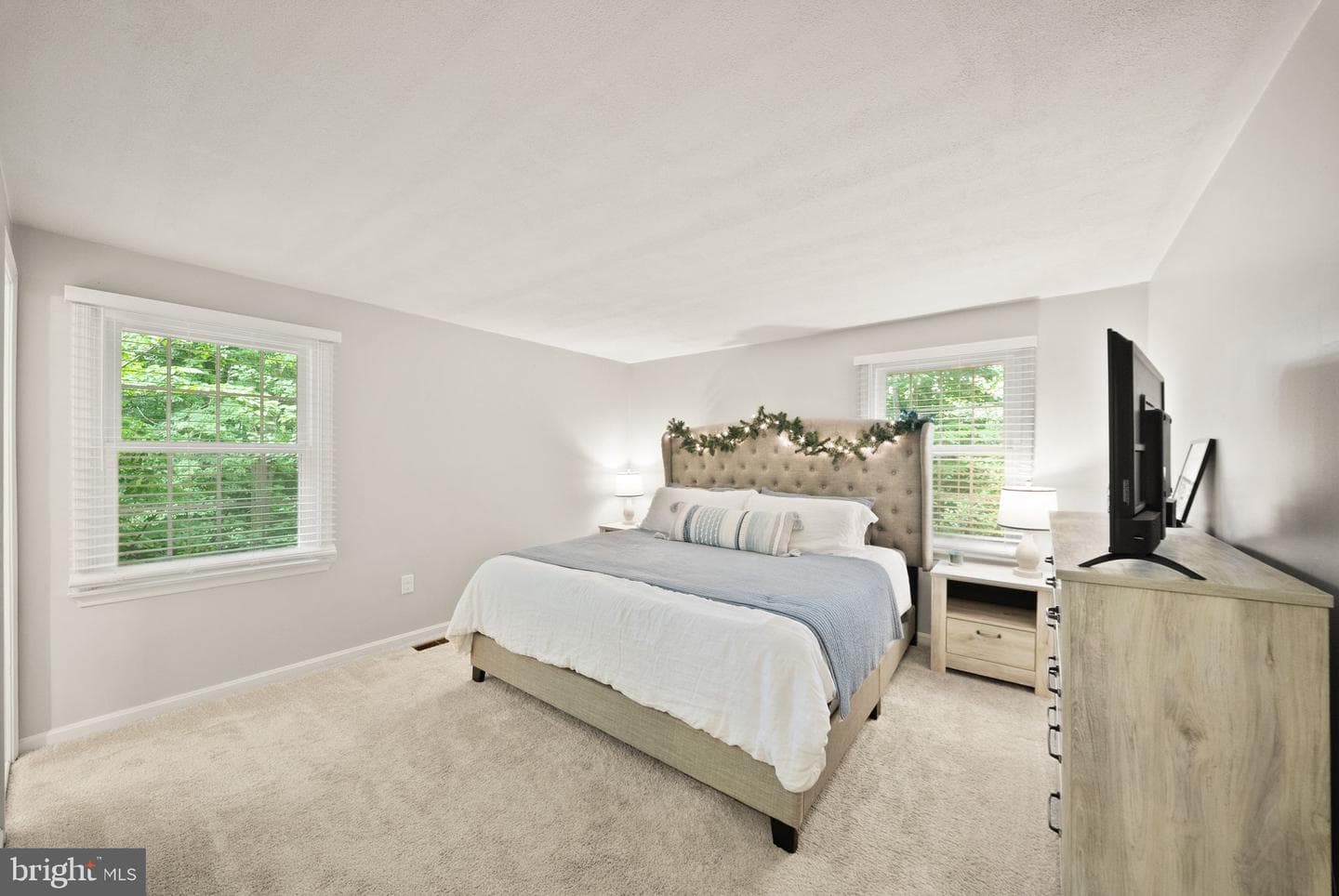 16210 Sheffield Drive photo 13
