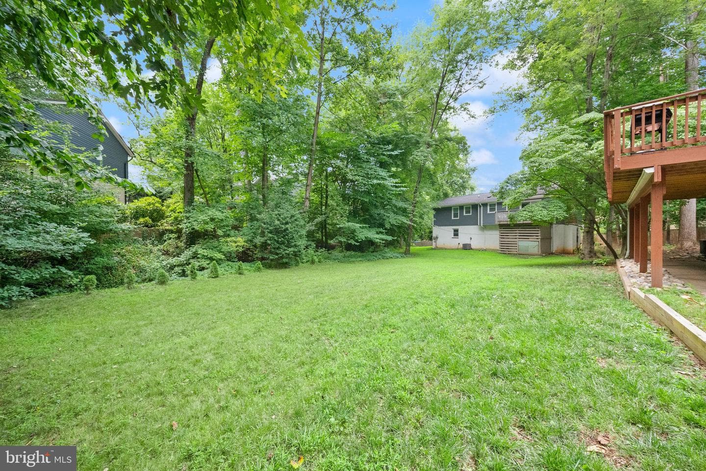 16210 Sheffield Drive photo 39