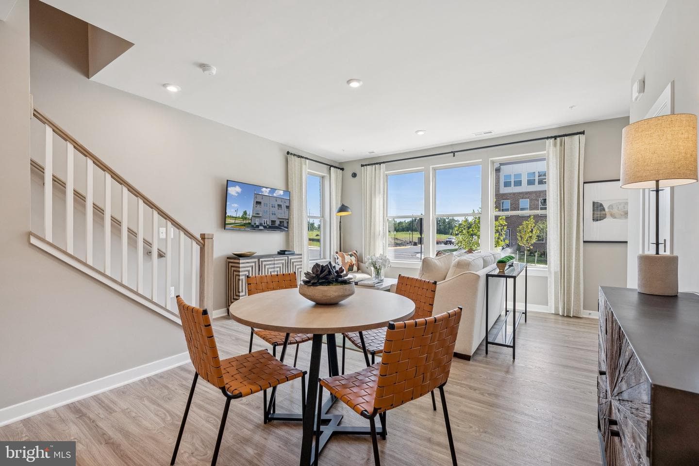 3769 Amethyst Avenue photo 5