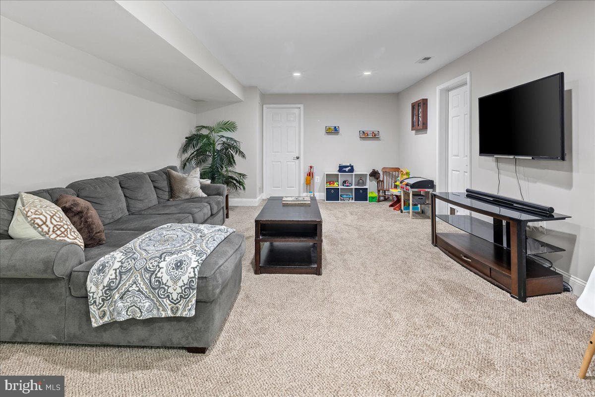 12567 Spiller Lane photo 66