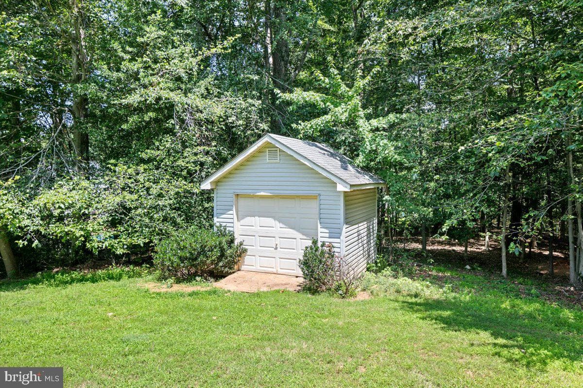 12567 Spiller Lane photo 82