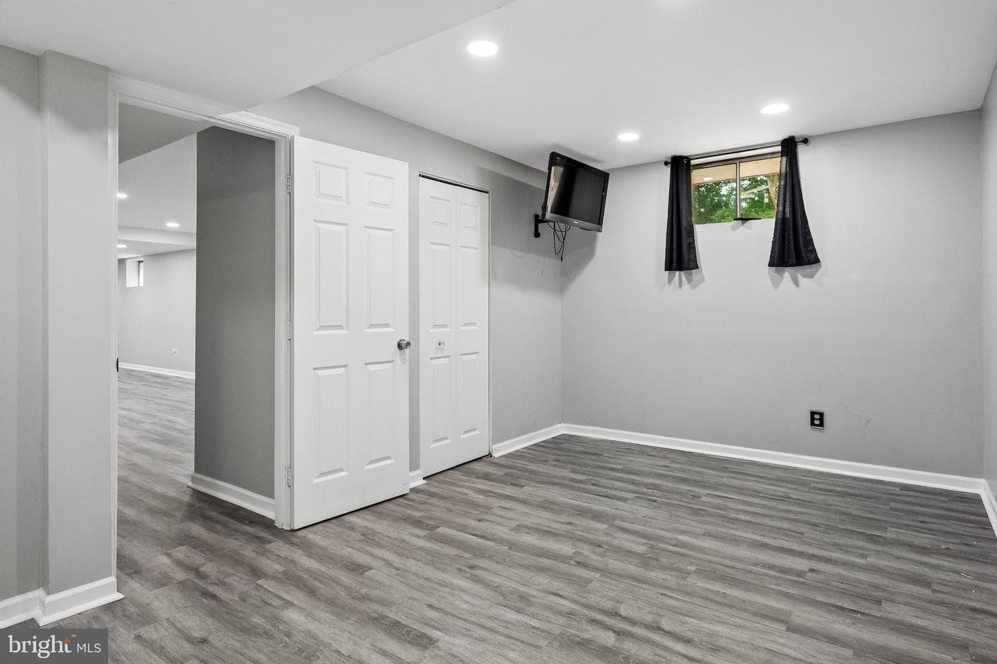 16069 Olmstead Lane photo 28