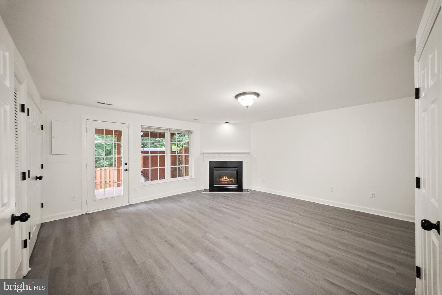 14196 Madrigal Drive photo 40