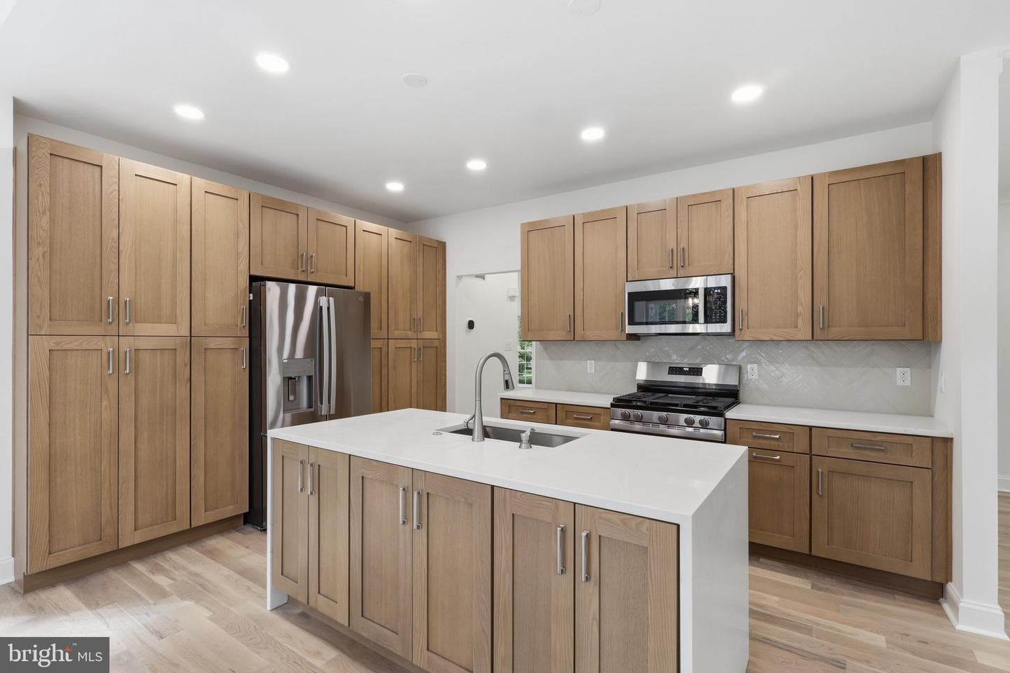 15099 Windy Hollow Circle photo 10