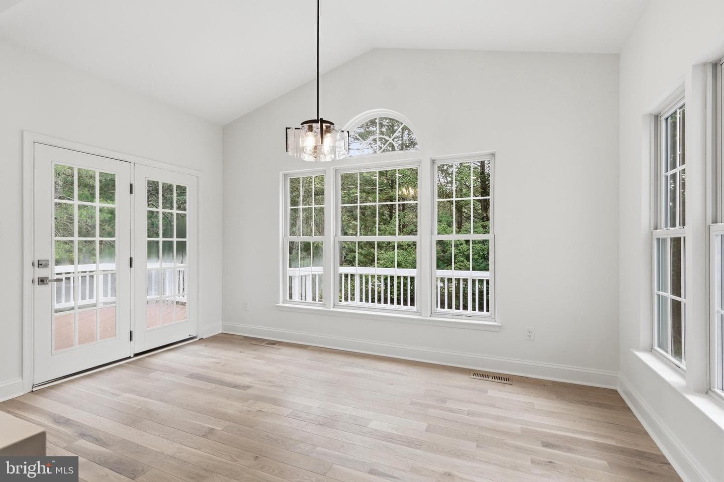 15099 Windy Hollow Circle photo 13