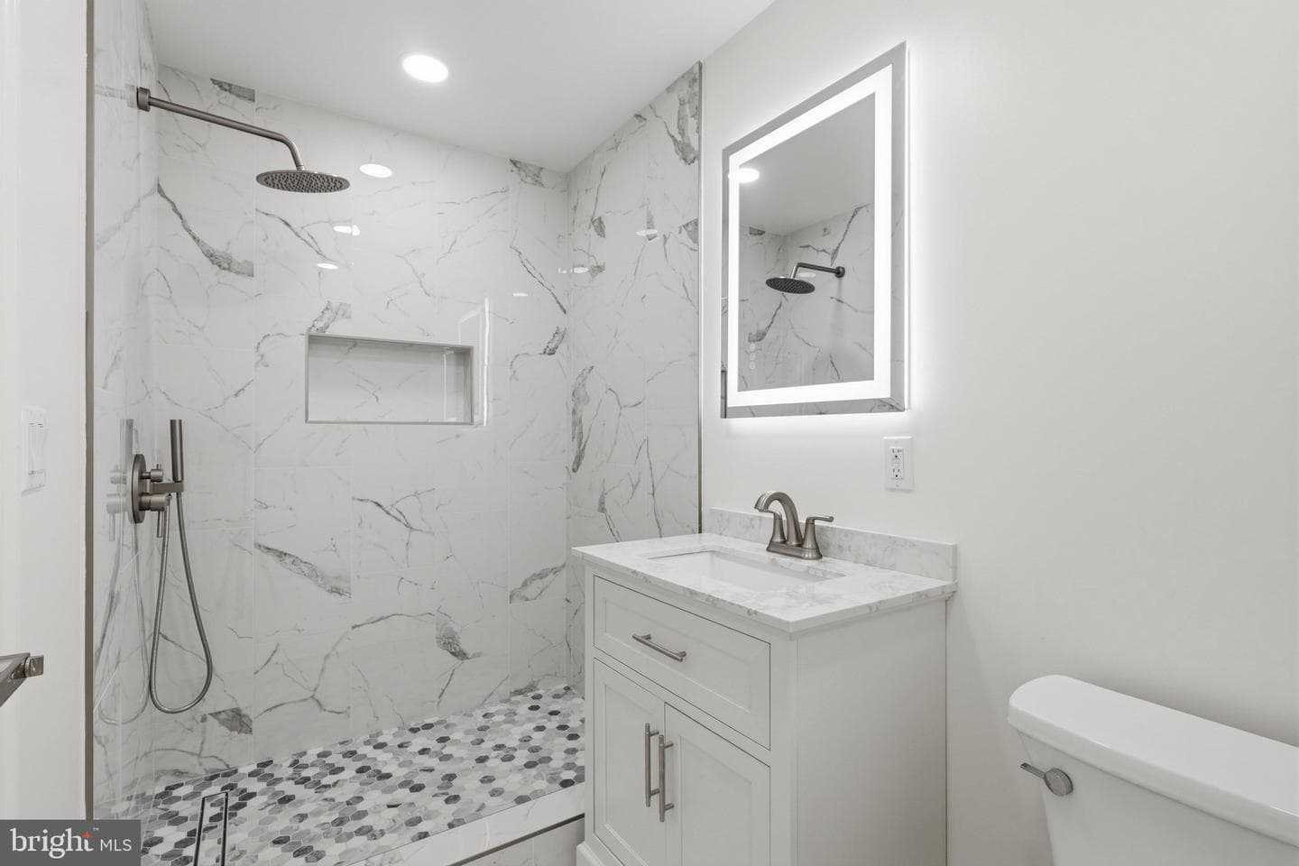 15099 Windy Hollow Circle photo 24